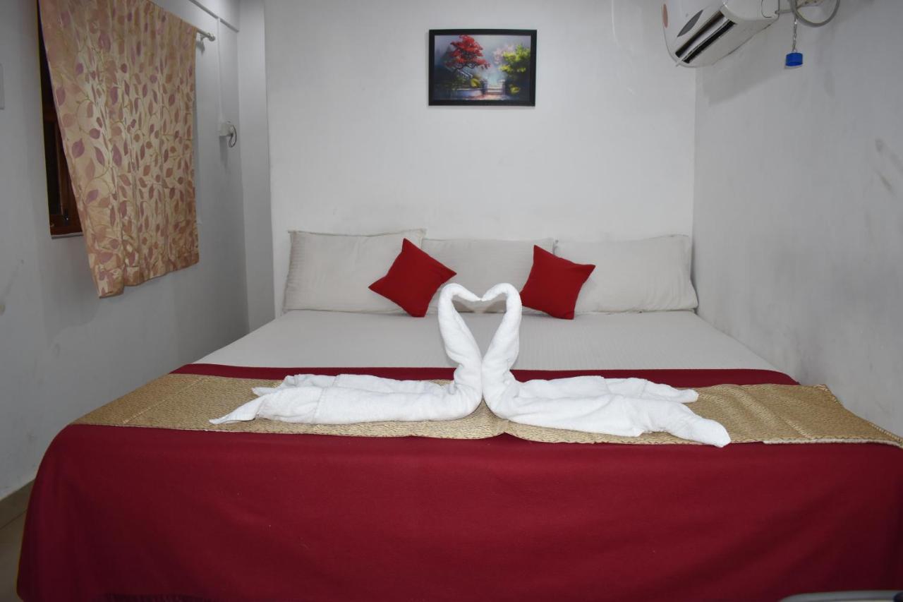 Hotel Mj Beach Resort Baga Exteriör bild