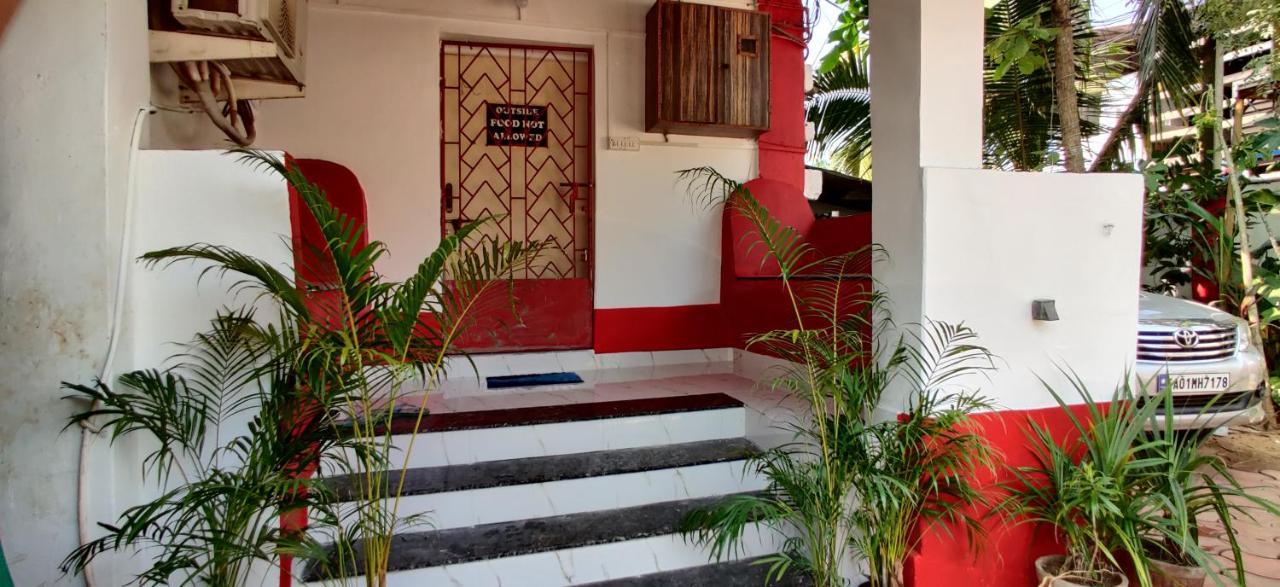 Hotel Mj Beach Resort Baga Exteriör bild