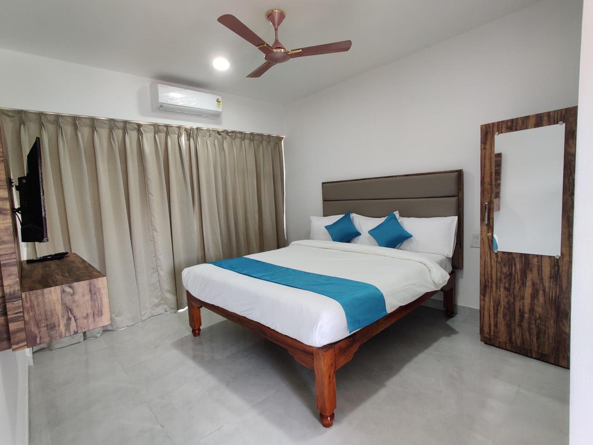 Hotel Mj Beach Resort Baga Exteriör bild