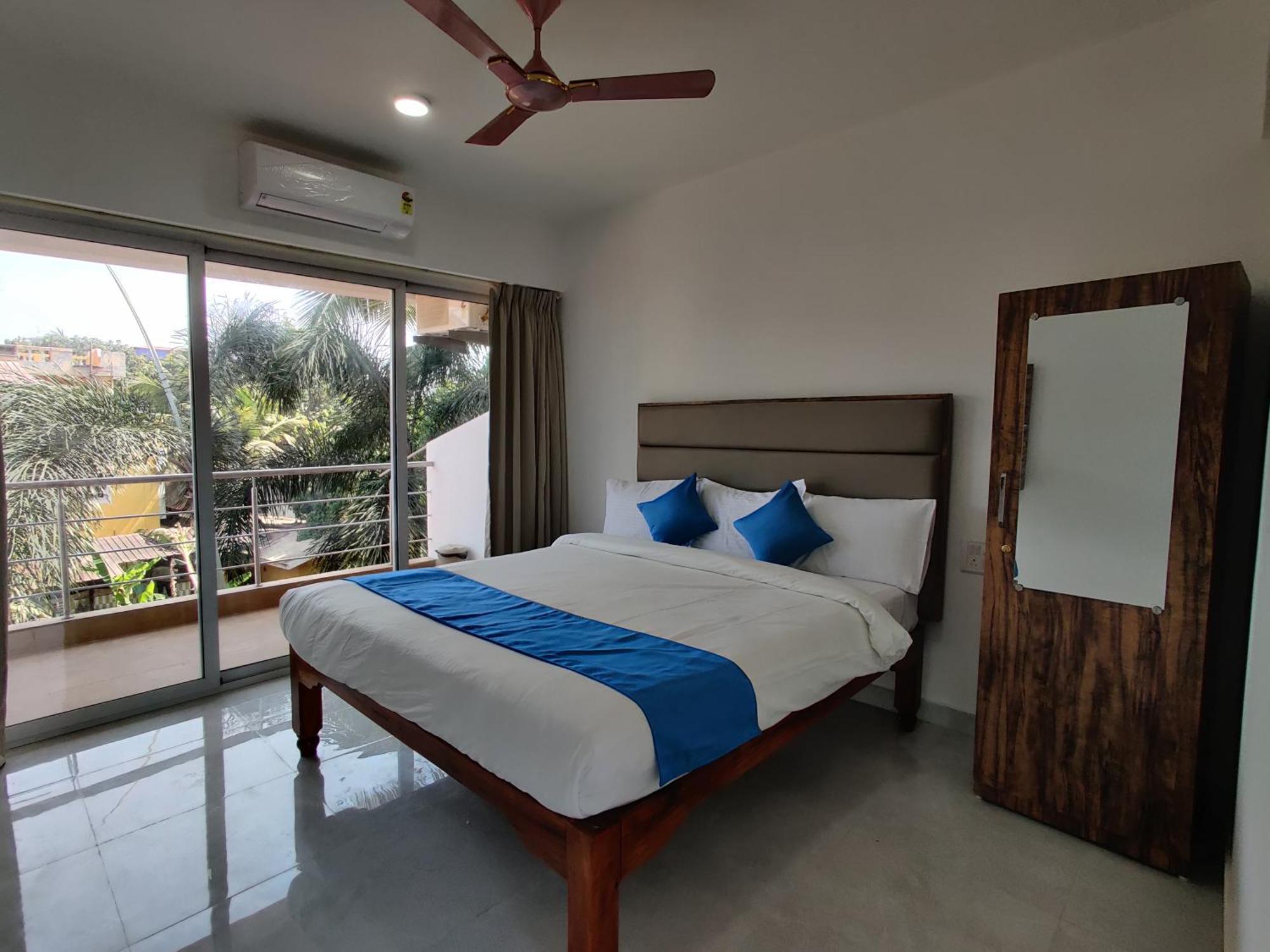 Hotel Mj Beach Resort Baga Exteriör bild